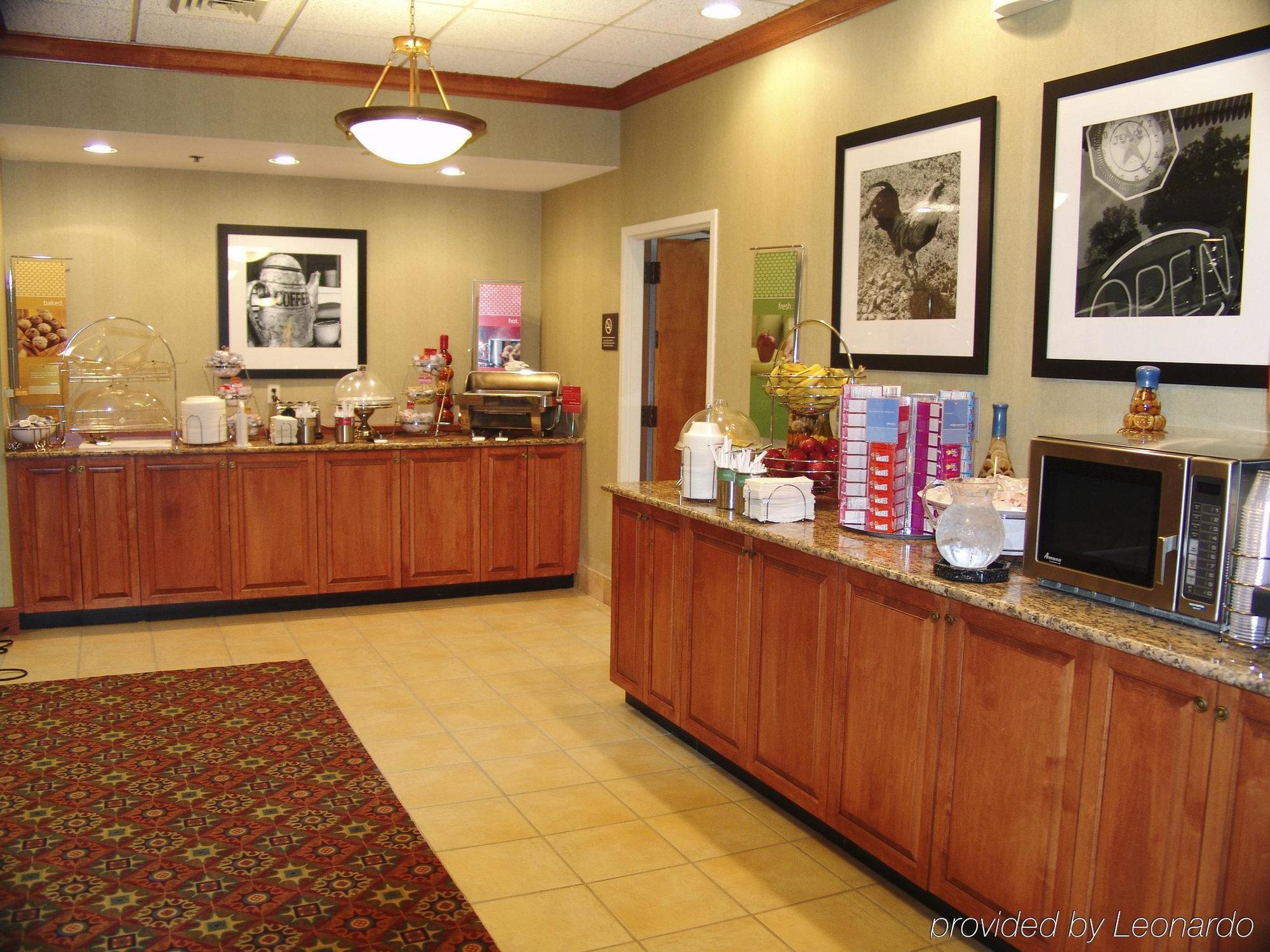Quality Inn Florissant-St Louis Restaurant photo