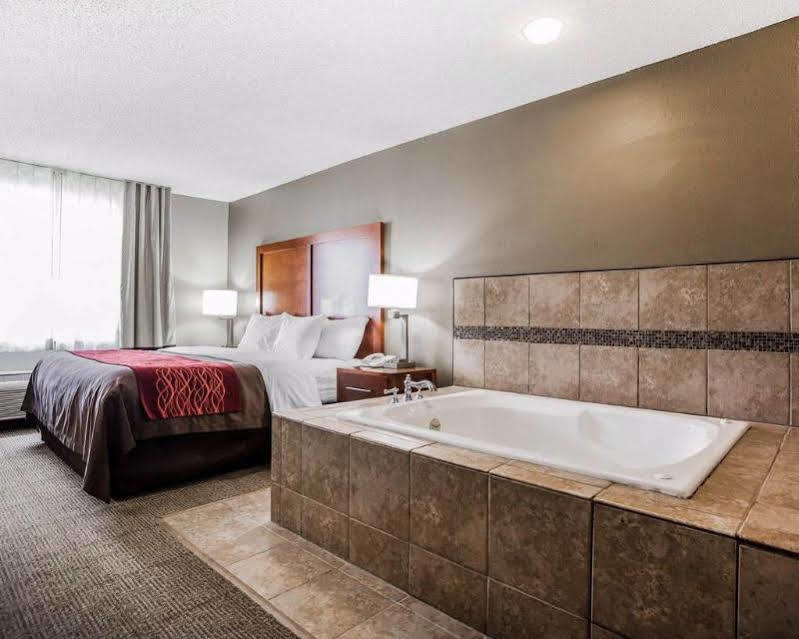 Quality Inn Florissant-St Louis Extérieur photo
