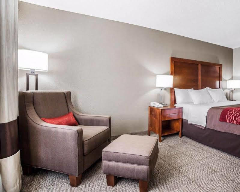Quality Inn Florissant-St Louis Extérieur photo