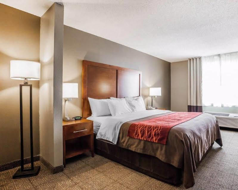 Quality Inn Florissant-St Louis Extérieur photo